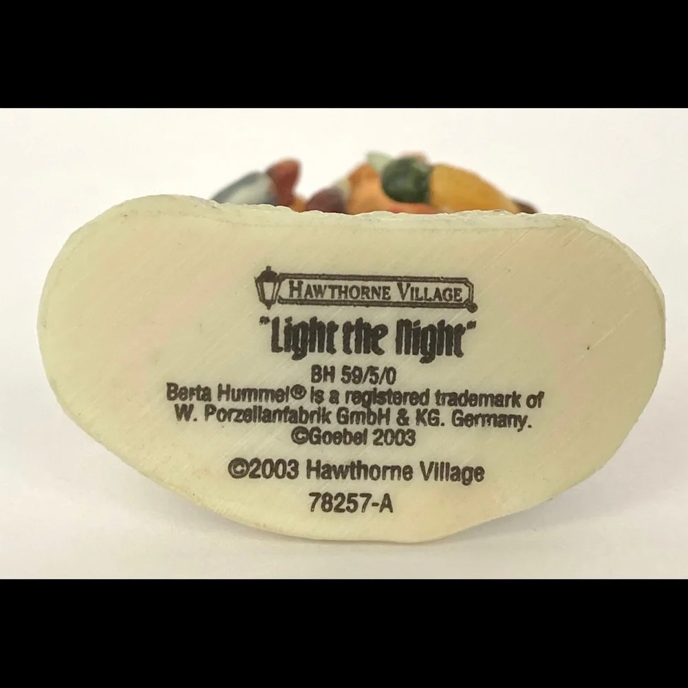 HAWTHORNE CHRISTMAS VILLAGE “RARE”-  HOLY NIGHT CHAPEL - Picture 11 of 15